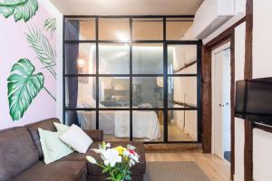 TV a/nebo společenská místnost v ubytování Apartamento En Centro De Madrid + 8 fotografií