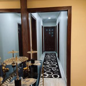 Kép شقه سكنيه على المحور المركزي مقابل النقل الجماعي szállásáról in 6th Of October a galériában