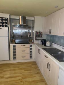 Zdjęcie z galerii obiektu Appartement bourgeois w Cannes