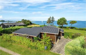 an overhead view of a house with a roof at Awesome Home In Faaborg With 2 Bedrooms in Fåborg