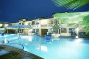The lookout Lux Spa, Heart of Port Douglas MK内部或周边的泳池