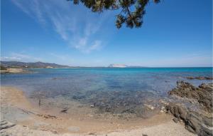 a view of the ocean from the beach at Trilo 5 in San Teodoro