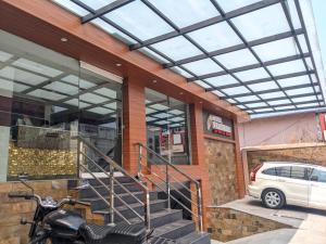Fotografie z fotogalerie ubytování Hotel Feathers v destinaci Ernakulam