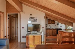 A kitchen or kitchenette at Agritur Cristina