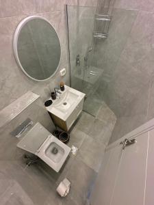 Kylpyhuone majoituspaikassa Granada Villas