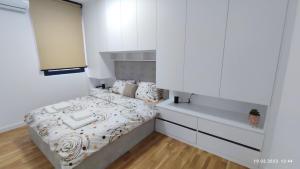 Postel nebo postele na pokoji v ubytování Apartments LORA in Bonila