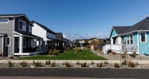 a row of houses in a residential neighborhood at The Jetty House in Ocean Shores