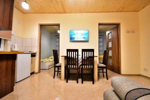 Gallery image of DOMKI NA TURYSTYCZNEJ in Dąbki +5 photos