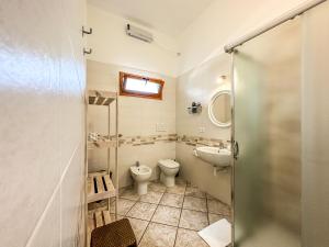 Koupelna v ubytování B&B Il Leccio
