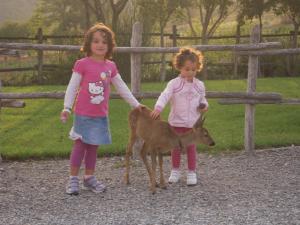 入住AGRITURISMO PODERUCCIO的儿童