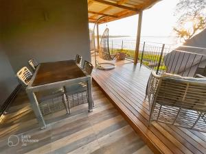Balcone o terrazza di Beachfront Villa by M&H
