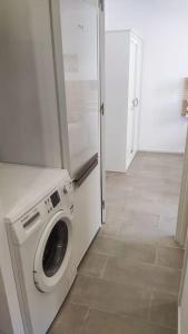 Fotografia z galérie ubytovania Nuevo apartamento en la playa de Castelldefels! v destinácii Castelldefels