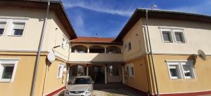Budova, v ktorej sa apartmán nachádza