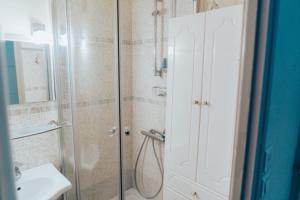 Fotografie z fotogalerie ubytování Village Naturiste Villa 2/4 pers avec terrasse v destinaci Cap d'Agde + 1 fotografie