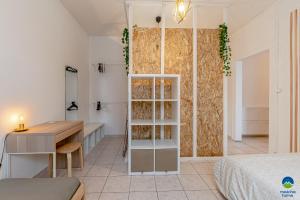 Posteľ alebo postele v izbe v ubytovaní 3 APPTS - 3 à 7 lits - Parfait 6 à 10 pers - max 29 pers - 1 immeuble - Convivialité, Rentabilité ------ ENGLISH - 3 APTS - 3 to 7 beds - Ideal for 6 to 10 guests - Up to 29 - Same building -- Cattenom