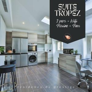 Kuchyň nebo kuchyňský kout v ubytování Suite Tropez, Résidence de prestige