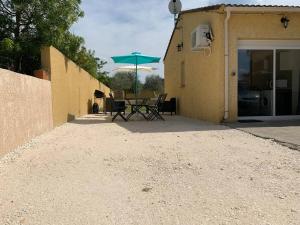 Budynek, w którym mieści się apartament