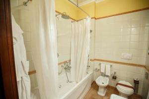 Vannituba majutusasutuses Grand Hotel Vigna Nocelli