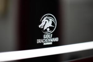 Certificato, attestato, insegna o altro documento esposto da Hotel Drachenwand-Mondsee
