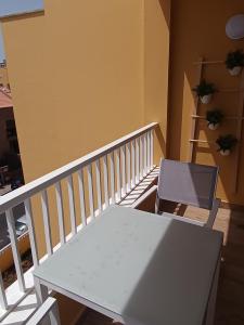 Balkón nebo terasa v ubytování Fantástico piso con piscina y balcón en el Medano