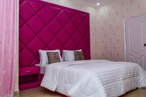 Llit o llits en una habitació de The Royal Sea Clifton