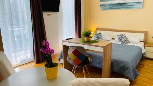 Gallery image of Apartmans and Rooms Madunic M in Split
