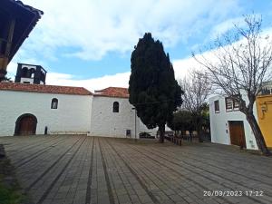 The building in which the holiday home is located