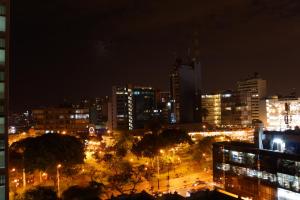 Pemandangan umum bagi Lima atau pemandangan bandar yang diambil dari hotel