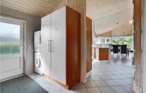 Fotografie z fotogalerie ubytování Nice Home In Hovborg With Sauna v destinaci Hovborg