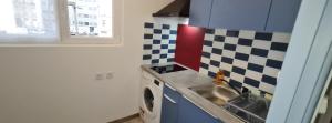 Kuchyň nebo kuchyňský kout v ubytování MAIRIE, Apart 50 m2 , Lumineux , Rénové , 4 Pers. + 5 fotografií
