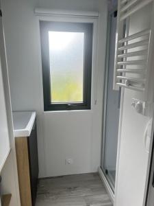 Zdjęcie z galerii obiektu Mobilhome Camping Biscarrosse 5 étoiles bord du lac w mieście Biscarrosse