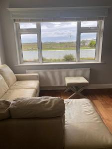 Posezení v ubytování Private House, Wild Atlantic Way, Spanish Point Road, Miltown Malbay