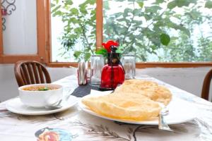 Toit hotelli aladel või selle läheduses
