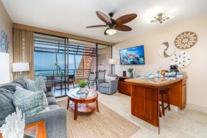 Posezení v ubytování Kuleana 613 1 Bdrm condo