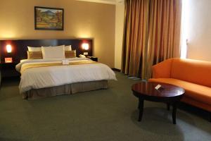 Легло или легла в стая в Asialink Premier hotel