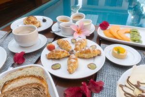 Eten bij of ergens in de buurt van het hotel

