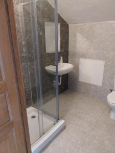 Ένα μπάνιο στο Whitestar Guesthouse