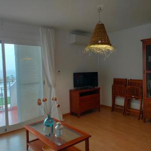 Zdjęcie z galerii obiektu Apartamento naturista en urbanización naturista en primera línea del mar y de la playa naturista de Vera w mieście Vera