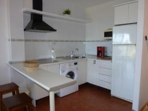 Zdjęcie z galerii obiektu Apartamento naturista en urbanización naturista en primera línea del mar y de la playa naturista de Vera w mieście Vera
