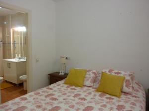Zdjęcie z galerii obiektu Apartamento naturista en urbanización naturista en primera línea del mar y de la playa naturista de Vera w mieście Vera