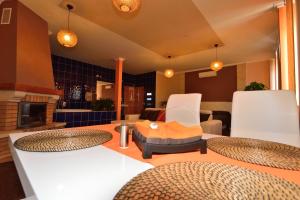A seating area at Angel's Apartment