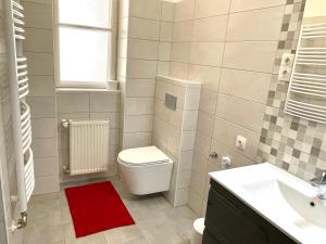 Ένα μπάνιο στο Fullmoon Apartments 2 +7 φωτογραφίες