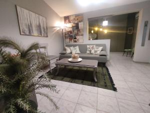 Et opholdsområde på Wine Reflections Apartment near Nafplio