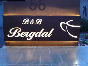 Certifikát, hodnocení, plakát nebo jiný dokument vystavený v ubytování B&B Bergdal