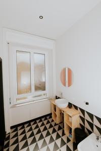 Koupelna v ubytování Nuccia Urban Loft + 54 fotografií