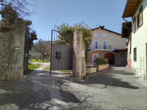 Fotografie z fotogalerie ubytování Borgo alla Pieve Apartments v destinaci Manerba del Garda + 37 fotografií