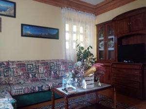 Imagen de la galería de Alojamientos Prada, en Ballota