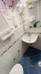 Koupelna v ubytování Apartmens and Rooms Madunic V