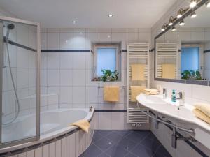 Koupelna v ubytování Blaiken Appartements in Scheffau am Wilden Kaiser + 26 fotografií