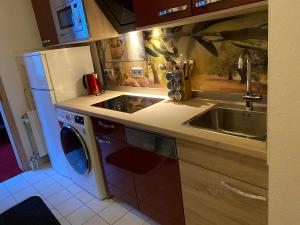 Køkken eller tekøkken på Kaiserburg Apartment + 24 billeder